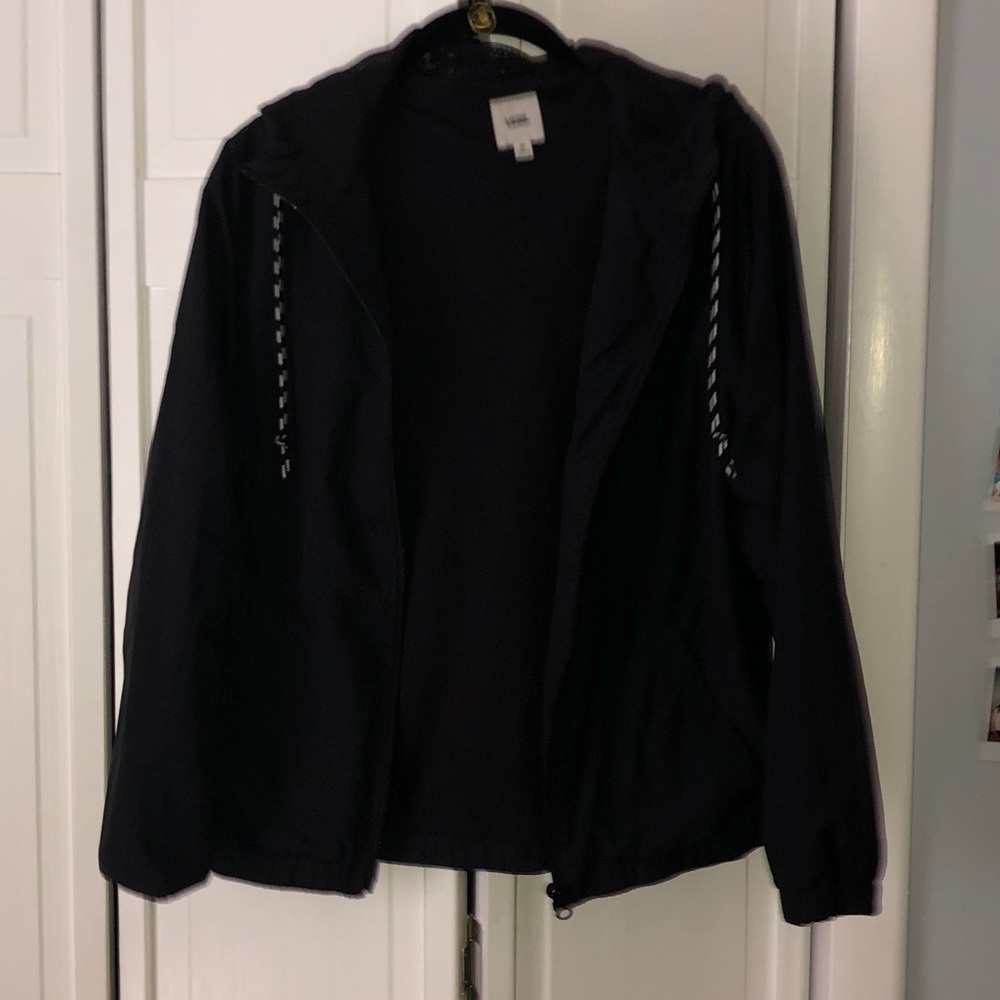 Black Vans windbreaker